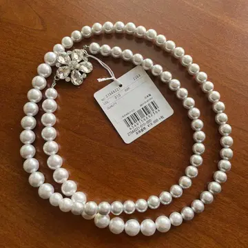 엘리자 ELISA 해롯 미사용 새상품 펄 목걸이 플라워 디자인