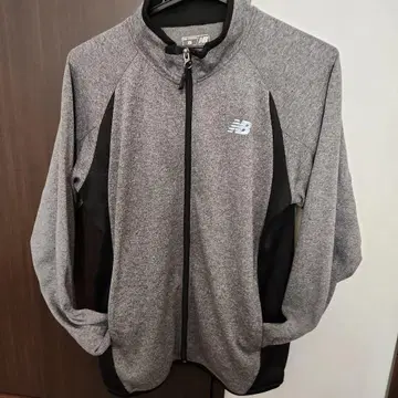 New Balance 나일론 자켓 L 그레이/블랙