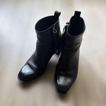 ZARA 리얼 가죽 블랙 가죽 숏부츠