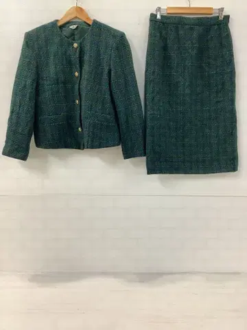 12.19 A407 SOFC 스커트 셋업 체크 트위드풍