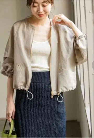 미사용 새상품 노블 린넨 바지 와셔 크루넥 블루종