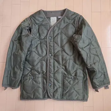올리브 그린 퀼팅 자켓