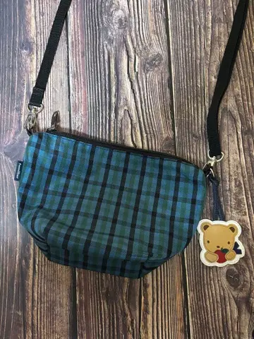 familiar 파랑 체크 무늬 숄더백 곰 참 포함