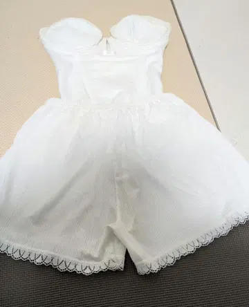 브라이덜 이너 E65 클라우디아