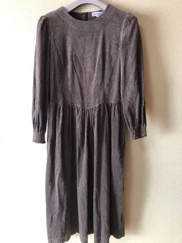 Yashima 긴팔 롱 원피스 M