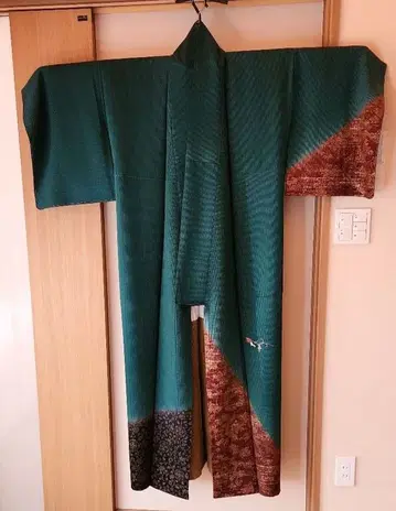 미사용 새상품 여성용 순수 실크 츠케사게 그린