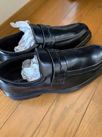 블랙 가죽 로퍼