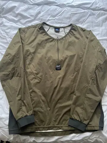 finetrack 올리브 지퍼 달린 긴팔