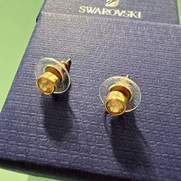 SWAROVSKI 스와로브스키 귀걸이 박스 포함