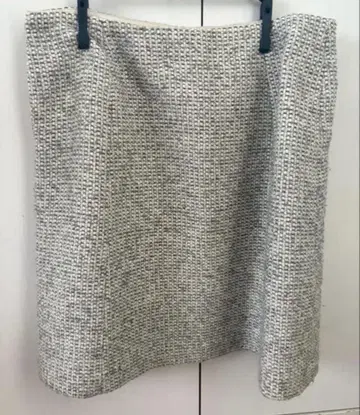 투모로우랜드 스커트