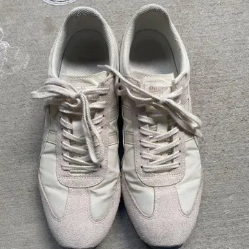 오니츠카타이거 스니커즈