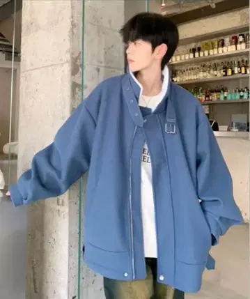 블루 오버 사이즈 점퍼