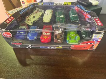 s1662 월드 그랑프리 레이서 & 크루 치프스