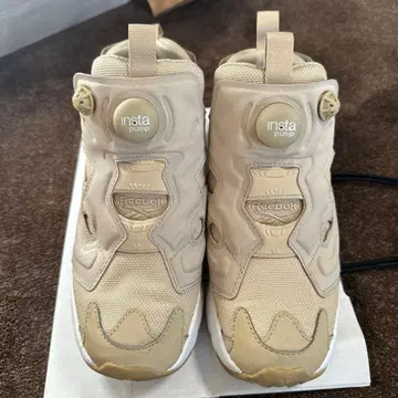 Reebok Instapump Fury 베이지