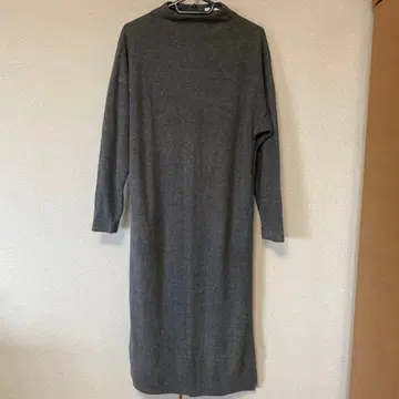 미사용 어반 리서치 그레이 터틀넥 아크릴 니트 원피스