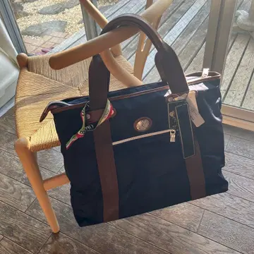 오로비안코 네이비 나일론 토트백