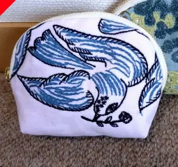 하늘 모양님 오더 미나 페르호넨 파우치