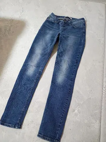 Levis 스트레이트 데님 w26