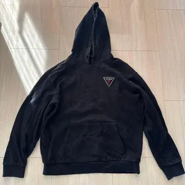 guess 후드티