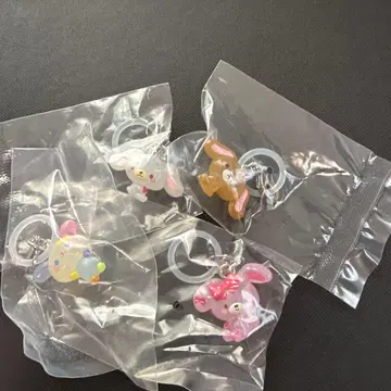 산리오 메지루시 액세서리 가챠가챠 모음