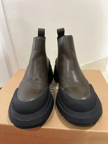 ZARA 사이드 고어 부츠 통굽 카키 브라운 37 23.5 리얼 가죽