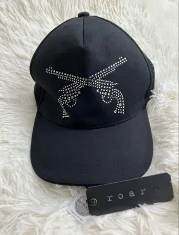 roarguns 로아건즈 스와로브스키제 크로스건 메쉬 캡