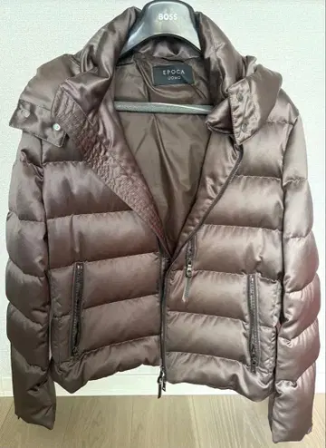 EPoca 브라운 다운 자켓 후드 부착