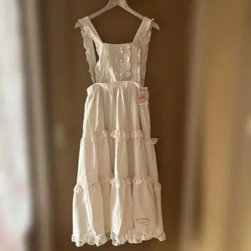 시마미사 마롱 크림 콜라보 원피스 (생성)