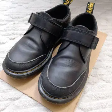레어 닥터마틴 벨크로 신발
