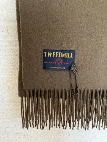 [ 가격 인하 협상 환영 ] TWEED MILL 머플러