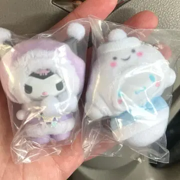 산리오 치비토모 눈의 정령 키링 시나모롤 쿠로미 2종