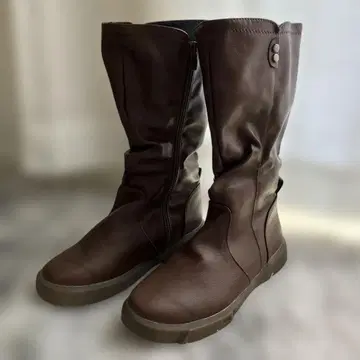 새상품 미사용품 브라운 롱 부츠 지퍼 달린 23cm