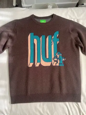 HUF 브라운 니트 스웨터