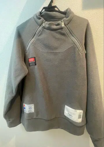 [ 진품 ] 플리스 자켓 throwback2000 맨투맨