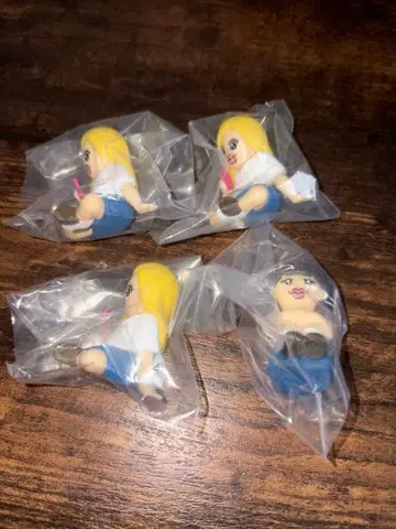 빤쮸토끼 닌포지무 기다림 캡슐 토이 4체 세트