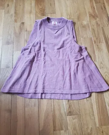 미사용 새상품 mao made 니트 베스트