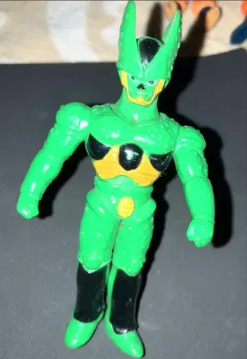 당시물 드래곤볼 Z 소프트 비닐 키트 셀 제2형태 피규어