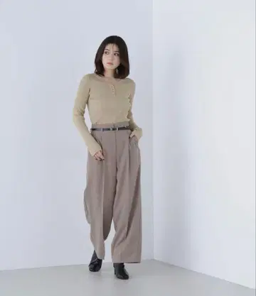 NATURAL BEAUTY BASIC 인조 가죽 벨트 와이드 팬츠