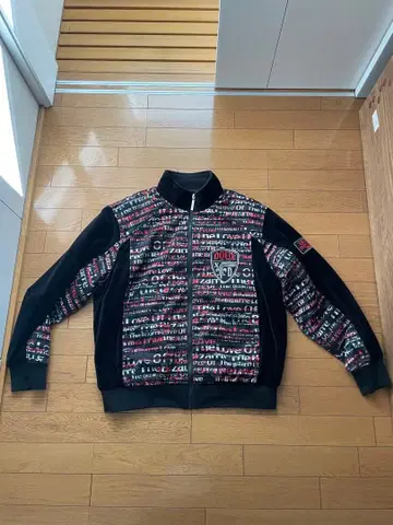 DOUX DOUCE 그래픽 자켓