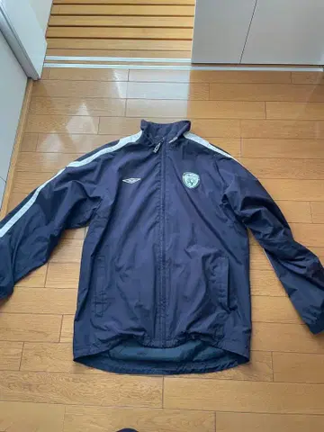 Umbro 아일랜드 축구 협회 나일론 자켓