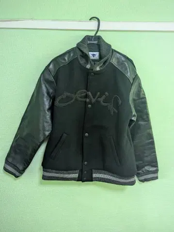 레어 FIVE O 스타디움 점퍼