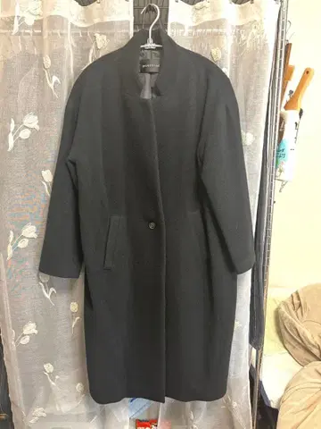 미즈이로 인드 블랙 롱 코트