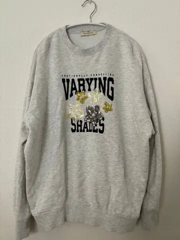 FREAK'S STORE 스팽글 플라워 맨투맨