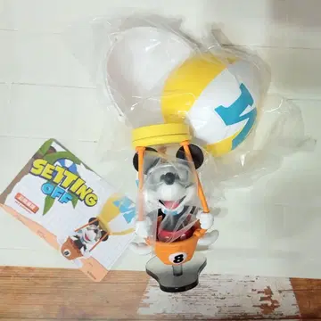 52TOYS BLIND BOX 미키 여행 구름 위 여행 피규어