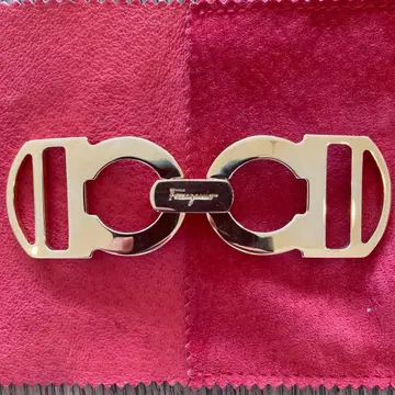 Ferragamo 골드 버클