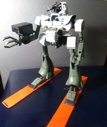 프라모델 자붕글 1/144 솔트대 카프리코 전투메카 자붕글 완성품