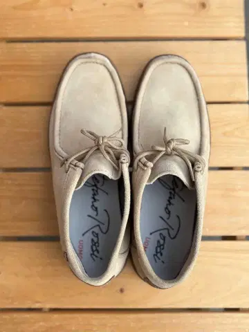 Stephen Rossi 베이지 모카신