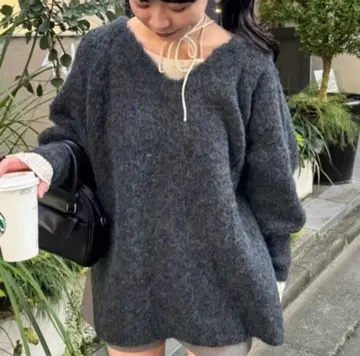 Kastane 멜란지 V넥 니트 풀오버 블랙 미사용 새상품