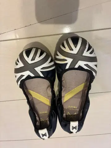 버터플라이 트윈즈 유니언 잭 디자인 플랫슈즈