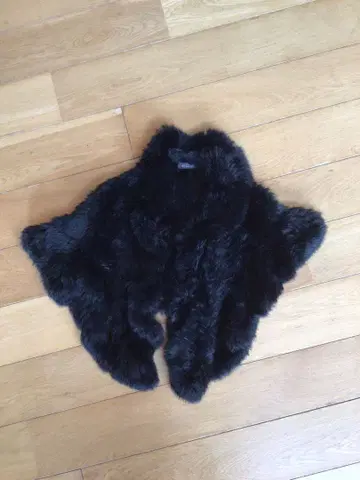 블랙 퍼 판초 케이프 코트